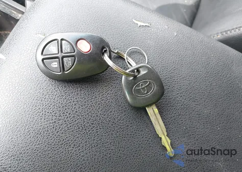 2012 Toyota Highlander Se V6 из США, поврежденный, VIN 5TDBK3EH4CS095487